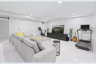 445 W 54th Street #1E, New York, NY 10019 - Photo 4
