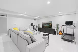 445 W 54th St, New York, NY 10019 - Photo 4