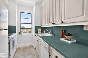 24 Monroe Pl, Brooklyn, NY 11201 - Photo 12