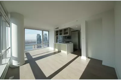 555 10th Avenue #47B, New York, NY 10018 - Photo 2