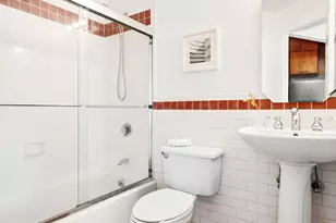 186 W 80th St, New York City, NY 10024 - Photo 12