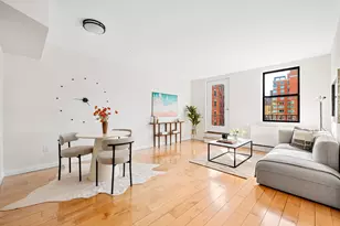186 W 80th St, New York City, NY 10024 - Photo 2