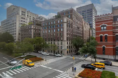 650 Park Avenue #4D, New York City, NY 10065 - Photo 10
