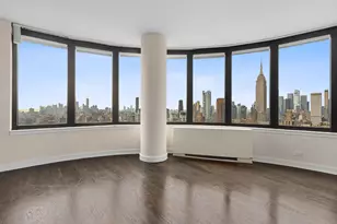 330 E 38th St, New York City, NY 10016 - Photo 6