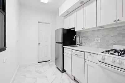 215 E 88th Street #4D, New York City, NY 10128 - Photo 6