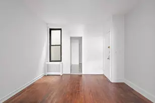 215 E 88th St, New York City, NY 10128 - Photo 2