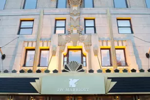 160 Central Park S, New York, NY 10019 - Photo 8