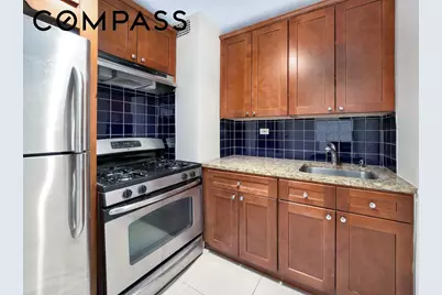 305 E 40th Street #17C, New York City, NY 10016 - Photo 2