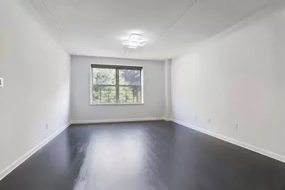 736 W 187th Street #302, New York, NY 10033 - Photo 2