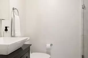 736 W 187th St, New York, NY 10033 - Photo 12