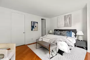 250 S End Ave, New York City, NY 10280 - Photo 6