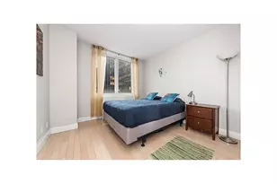 212 E 47th St, New York City, NY 10017 - Photo 6