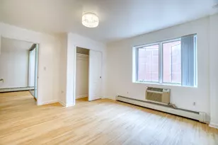32-86 41st St, New York City, NY 11103 - Photo 6