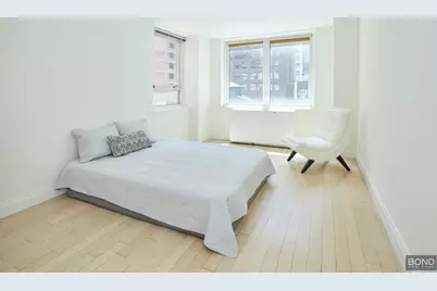 212 E 47th Street #7F, New York City, NY 10017 - Photo 6