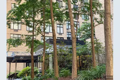 212 E 47th Street #7F, New York City, NY 10017 - Photo 14
