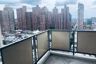 301 E 87th St, New York City, NY 10128 - Photo 2