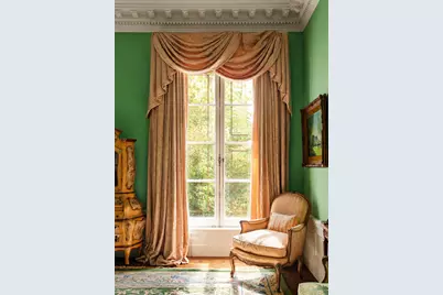 21 E 81st Street, New York City, NY 10028 - Photo 4