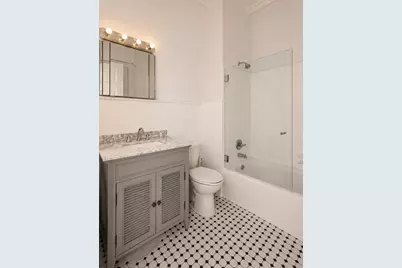 21 E 81st Street, New York City, NY 10028 - Photo 16
