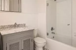 21 E 81st St, New York City, NY 10028 - Photo 16