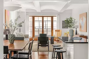 43 W 64th St, New York City, NY 10023 - Photo 2