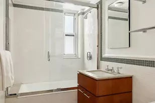 170 E 77th St, New York City, NY 10075 - Photo 10