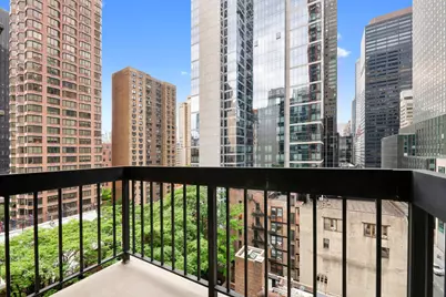250 E 40th Street #11B, New York City, NY 10016 - Photo 6