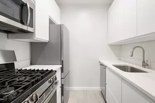 250 E 40th St, New York, NY 10016 - Photo 4