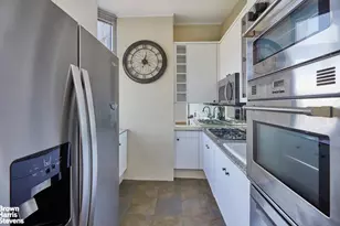 200 E 32nd St, New York City, NY 10016 - Photo 6