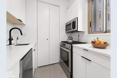 101 W 79th Street #3A, New York, NY 10024 - Photo 2