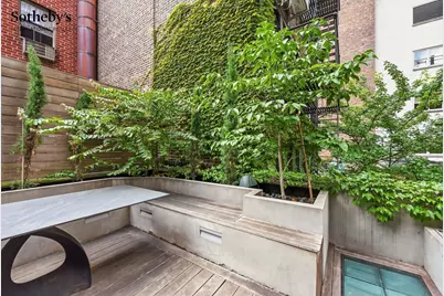 131 E 39th Street, New York, NY 10016 - Photo 14
