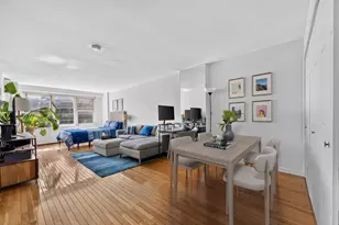 305 E 24th St, New York, NY 10010 - Photo 2