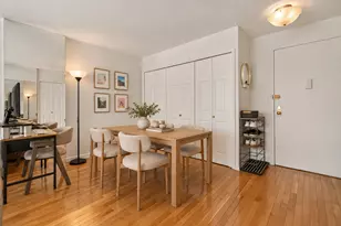 305 E 24th St, New York City, NY 10010 - Photo 4