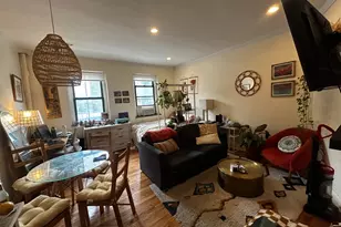 364 W 19th St, New York City, NY 10011 - Photo 2