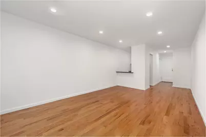 212 E 77th Street #4D, New York, NY 10075 - Photo 4