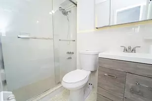 25-40 14th Pl, Astoria, NY 11102 - Photo 4