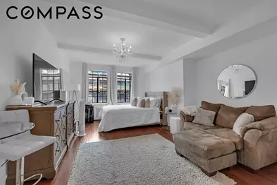 320 E 42nd Street #1407, New York City, NY 10017 - Photo 4