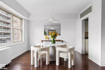 370 E 76th Street #C1001, New York City, NY 10021 - Photo 4