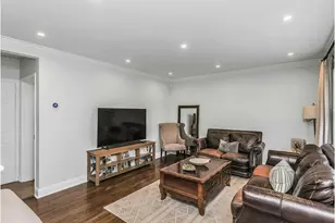 23-37 205th St, New York City, NY 11360 - Photo 8