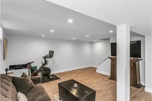 23-37 205th St, New York City, NY 11360 - Photo 26