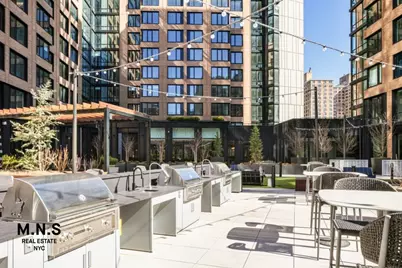 54 Crown Street #907, New York City, NY 11225 - Photo 40