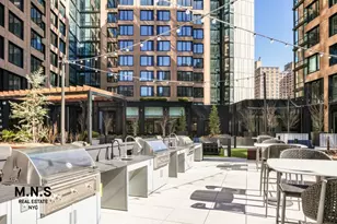 54 Crown St, New York City, NY 11225 - Photo 40