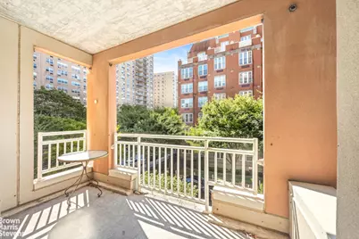 65 Oceana Drive E #3F, Brooklyn, NY 11235 - Photo 6