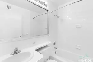 330 E 39th St, New York City, NY 10016 - Photo 4