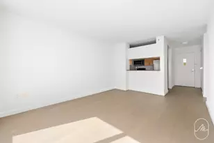 561 10th Ave, New York City, NY 10036 - Photo 4