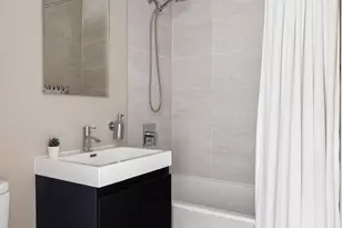 101 W 12th St, New York, NY 10011 - Photo 8