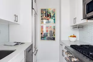 101 W 12th St, New York, NY 10011 - Photo 4