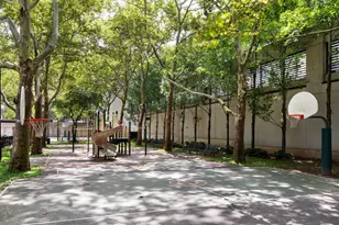 333 E 30th St, New York City, NY 10016 - Photo 26