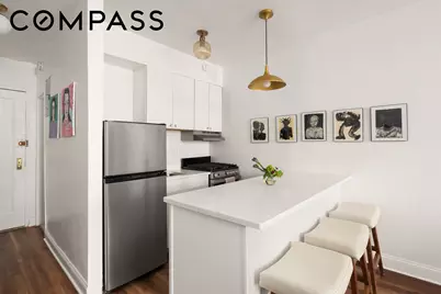 321 E 71st Street #5E, New York City, NY 10021 - Photo 2