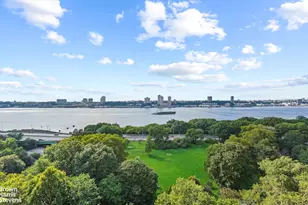 11 Riverside Dr, New York, NY 10023 - Photo 2