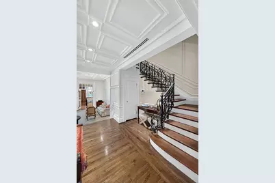 6 E 69th Street, New York, NY 10021 - Photo 10